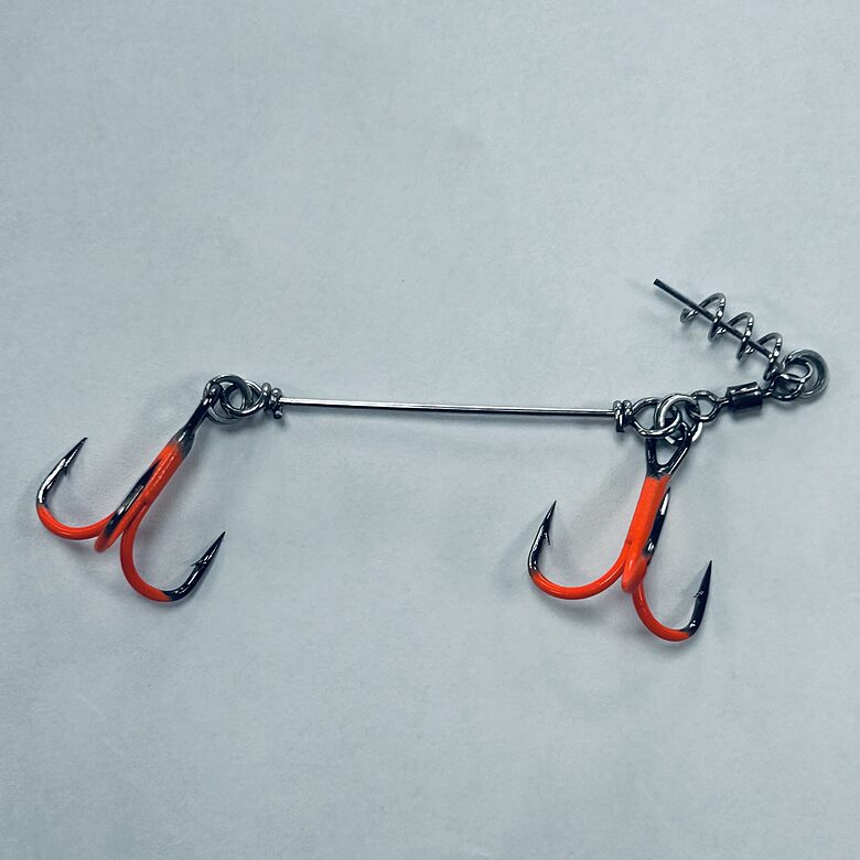 Stingeris ar VMC-UV āķiem 12cm