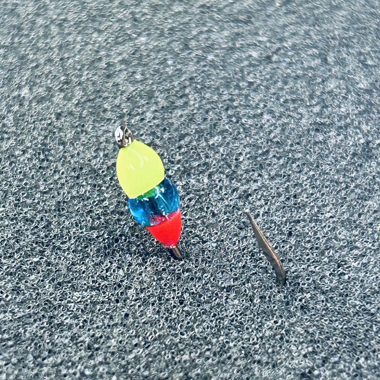 Plastmasas mormiška ar cilpiņu