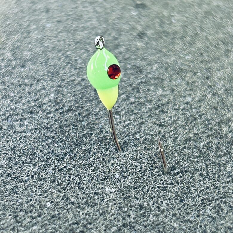 Plastmasas mormiška ar cilpiņu