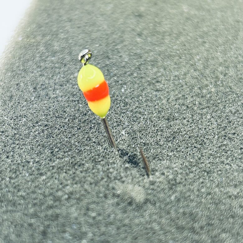 Plastmasas mormiška ar cilpiņu