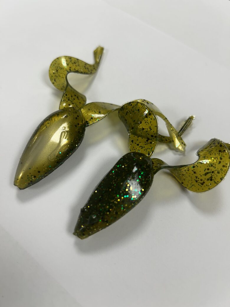 Relax Banjo Frog L058