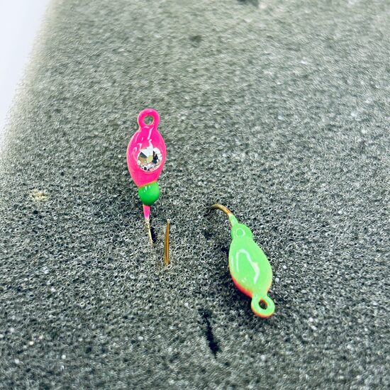 Plastmasas mormiška ar swarovsky kristālu