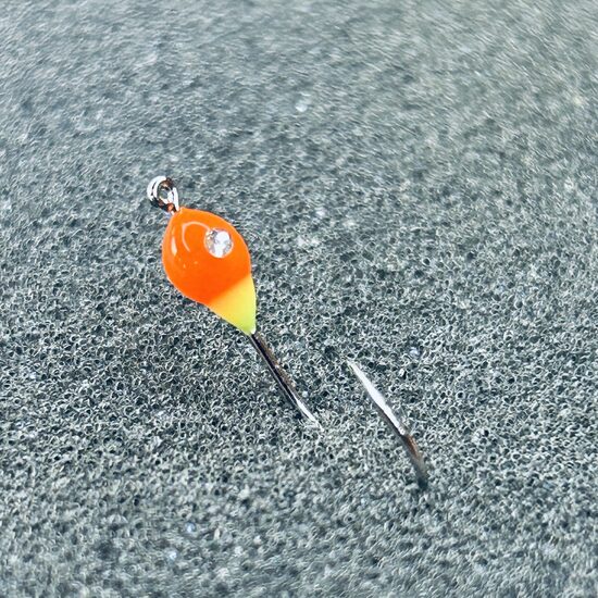 Plastmasas mormiška ar cilpiņu