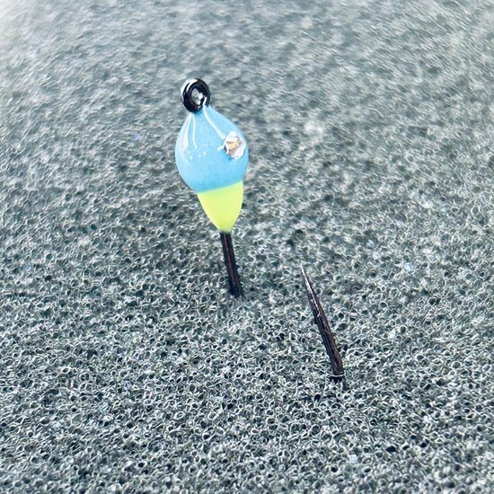 Plastmasas mormiška ar cilpiņu